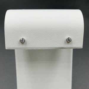 10K White Gold Cubic Zirconia Stud Earrings 3mm